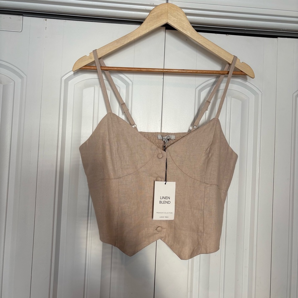 Love Tree Tan Button Front Tank Top‎ Size Large